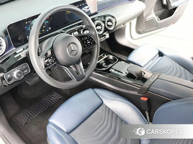 Mercedes-Benz A-Class W177 id 3834084 из Кореи 9