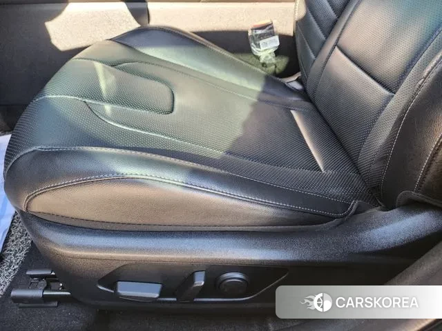 Hyundai Avante (CN7) id 3399133 из Кореи 9