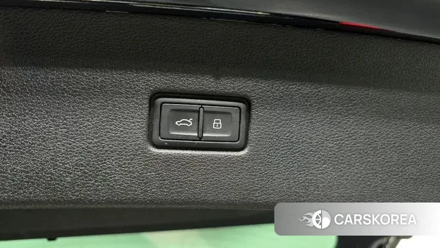 Audi Q8 (4M) id 3477588 из Кореи 9