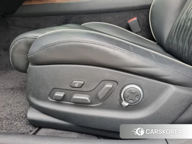 Genesis G80 (RG3) id 3209017 из Кореи 9