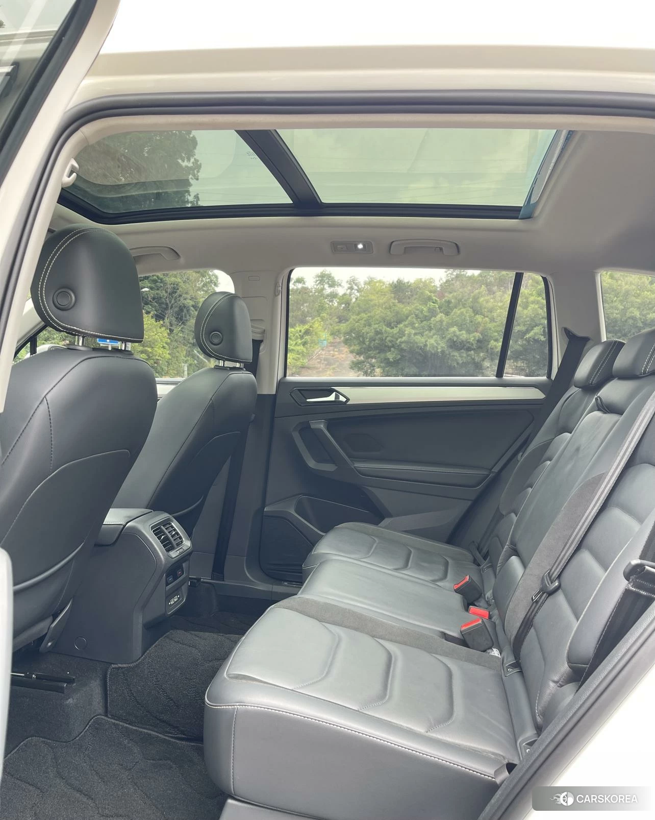 Volkswagen Tiguan L PHEV id 4485493 из Китая 9