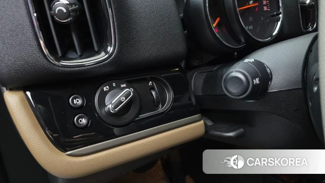 Mini Cooper D Countryman id 4339197 из Кореи 9