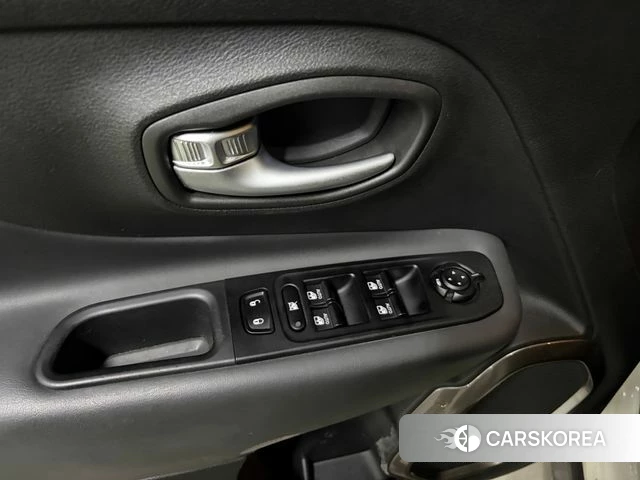 Jeep Renegade id 3924060 из Кореи 9