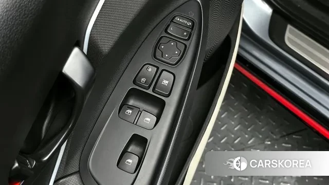 Hyundai Veloster (JS) id 2966302 из Кореи 9