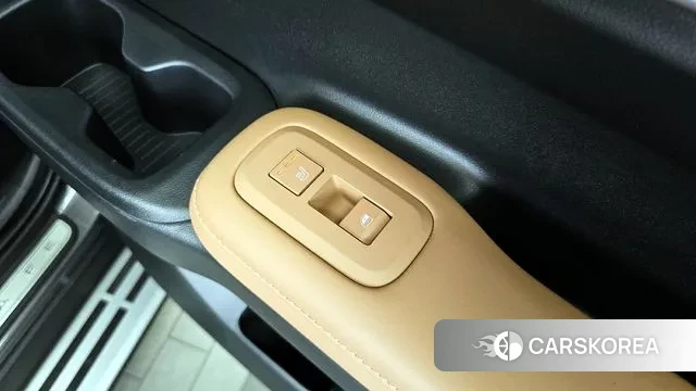 Hyundai Santa Fe (MX5) id 3052759 из Кореи 9