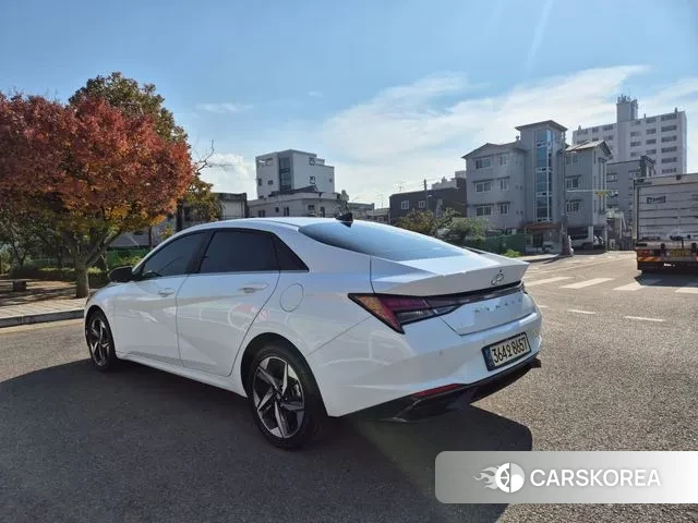 Hyundai Avante (CN7) id 3328646 из Кореи 9