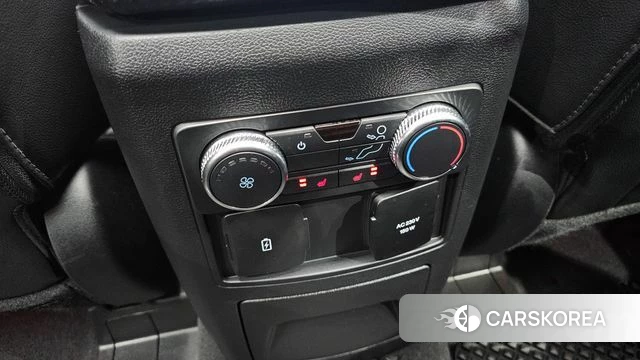 Ford Explorer 6th Generation id 3812114 из Кореи 9