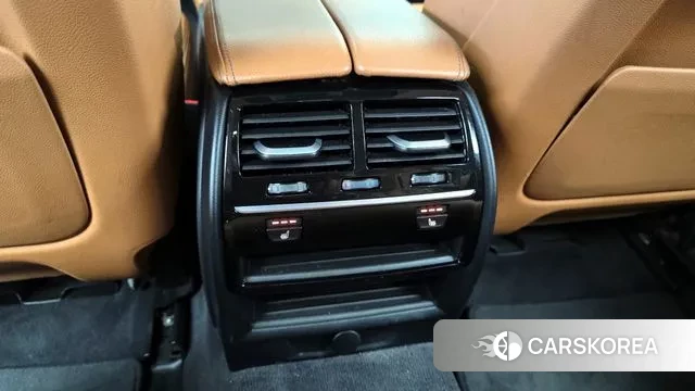 BMW 5 Series (G30) id 3345389 из Кореи 9