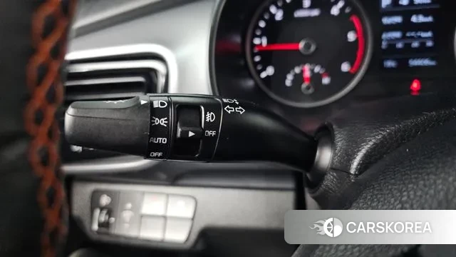 Kia Stonic id 3336594 из Кореи 9