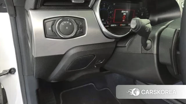 Ford Mustang id 3716354 из Кореи 9