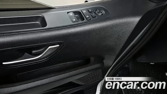 Hyundai Staria id 2950437 из Кореи 9