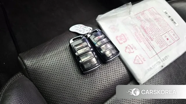 Kia Come New K7 id 3578453 из Кореи 9