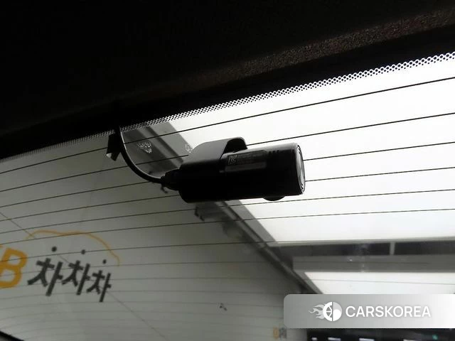 Hyundai Avante Hybrid (CN7) id 3897961 из Кореи 9