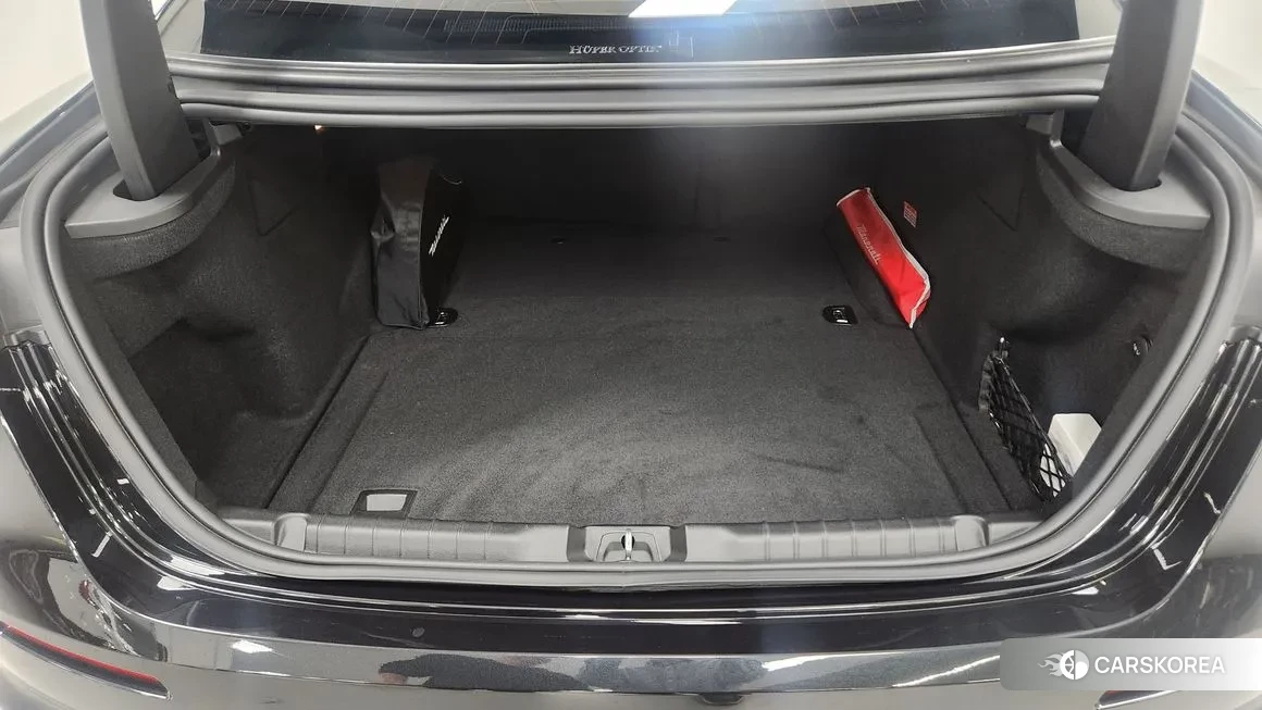 Maserati Ghibli id 1997352 из Кореи 9