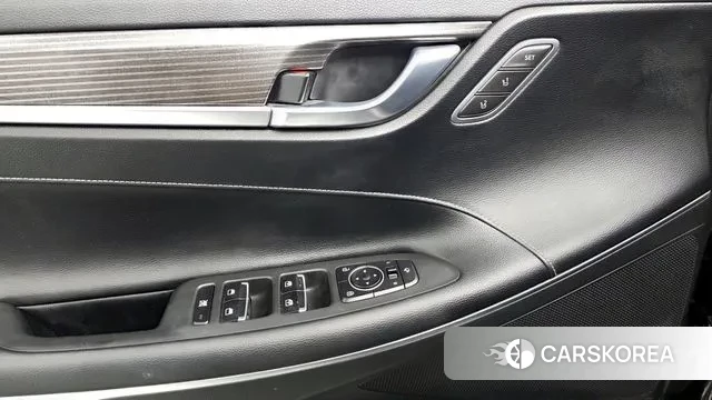 Hyundai Grandeur IG id 3408290 из Кореи 9