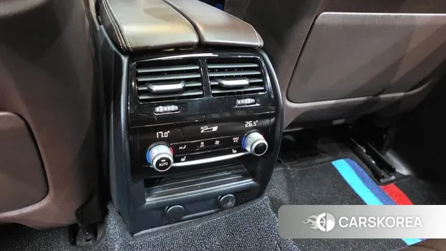 BMW 5 Series (G30) id 3014085 из Кореи 9