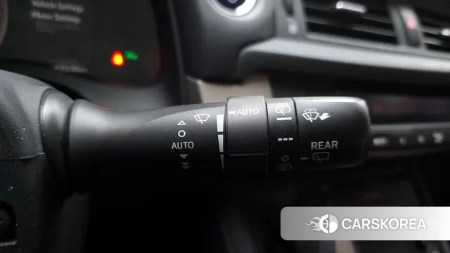 Lexus CT200h id 3611636 из Кореи 9