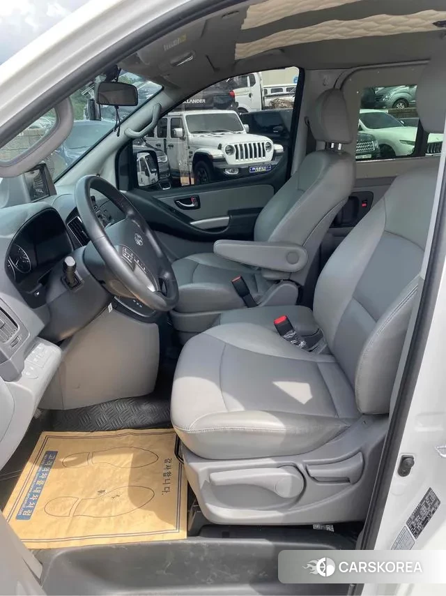 Hyundai The New Grand Starex id 3033976 из Кореи 9