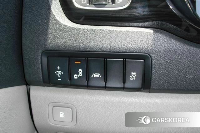 Kia The New Carnival id 4471366 из Кореи 9