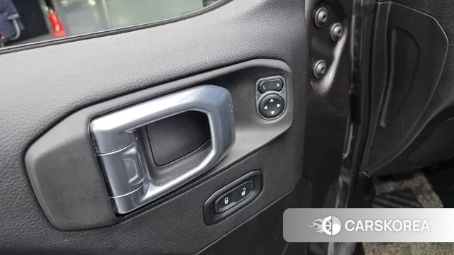 Jeep Wrangler (JL) id 3712291 из Кореи 9