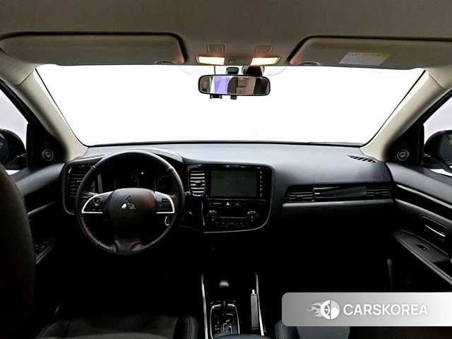 Mitsubishi  Outlander id 4218196 из Китая 9