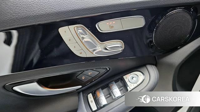 Mercedes-Benz C-Class W205 id 3807844 из Кореи 9