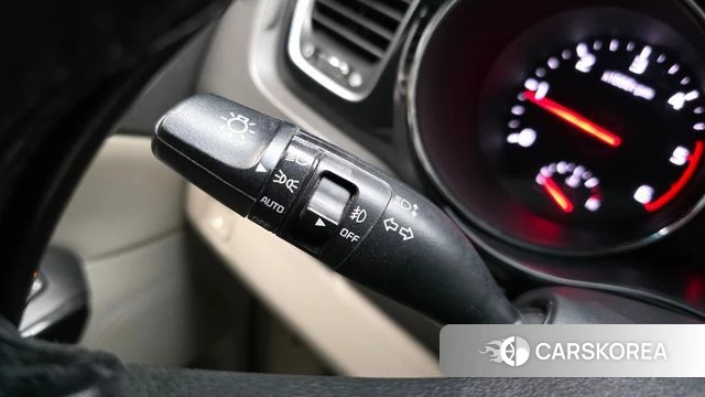 Kia All New Carnival id 4448316 из Кореи 9