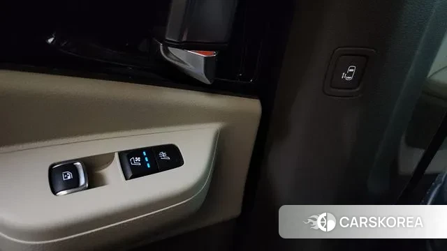 Kia The New Carnival 4th Generation id 3321962 из Кореи 9