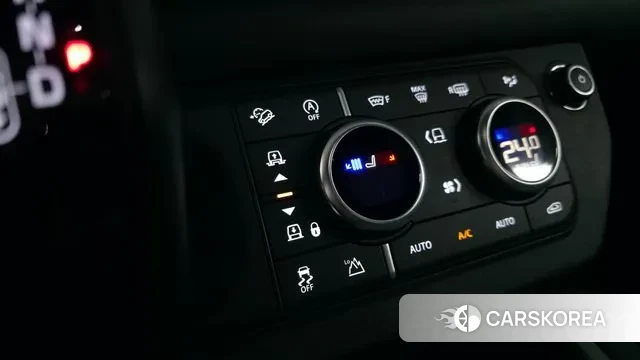 Land Rover Defender (L663) id 3538508 из Кореи 9