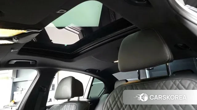 BMW 5 Series (G30) id 3420730 из Кореи 9