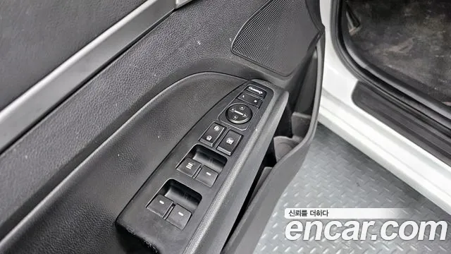 Hyundai Avante AD id 2367880 из Кореи 9