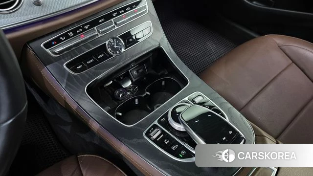 Mercedes-Benz E-Class W213 id 4637774 из Кореи 9