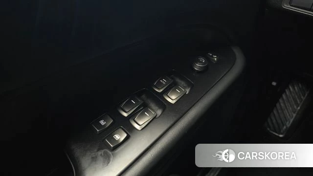 Ssangyong Rexton Sports id 3911260 из Кореи 9