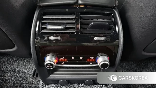 BMW 5 Series (G30) id 3773228 из Кореи 9