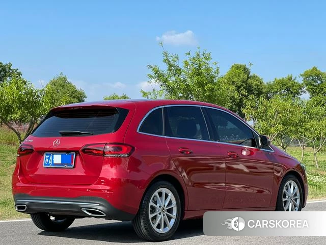Mercedes-Benz Class B id 4335914 из Китая 9
