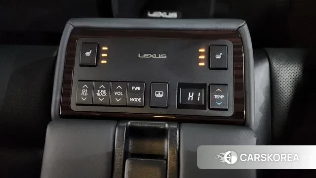 Lexus New ES300h id 3593537 из Кореи 9