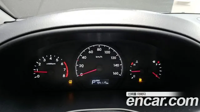 Hyundai The New Grand Starex id 2580379 из Кореи 9