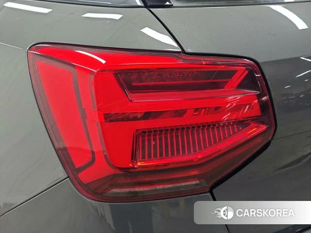 Audi Q2L e-tron id 3983254 из Китая 9