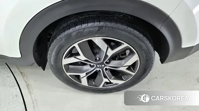 Kia Sportage The Bold id 3687157 из Кореи 9