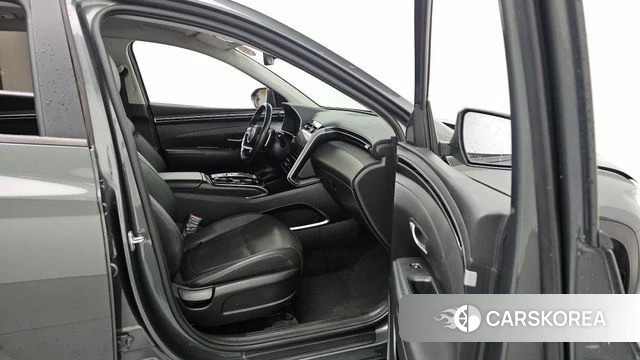 Hyundai Tucson (NX4) id 4542396 из Кореи 9