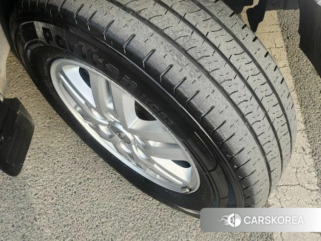 Hyundai The New Grand Starex id 4284830 из Кореи 9