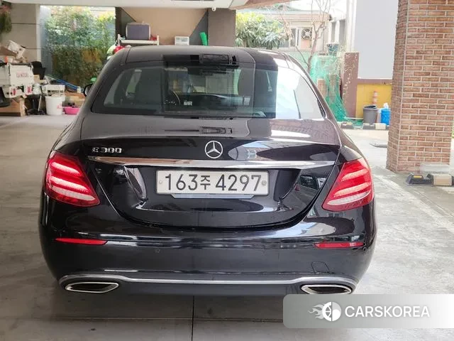 Mercedes-Benz E-Class W213 id 3656511 из Кореи 9