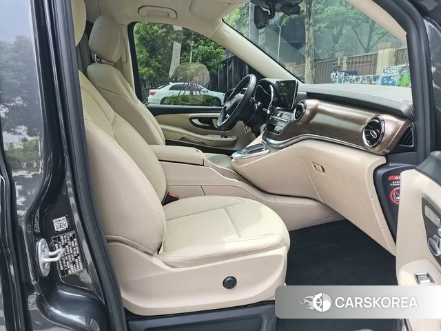 Mercedes-Benz V-class id 4275491 из Китая 9