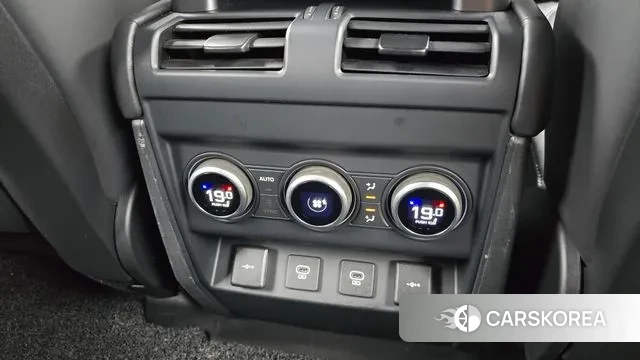 Land Rover Defender (L663) id 3007738 из Кореи 9