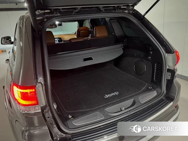 Jeep Grand Cherokee id 3229682 из Кореи 9