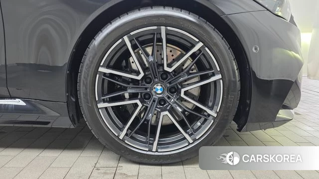 BMW M5 (G90) id 4421308 из Кореи 9