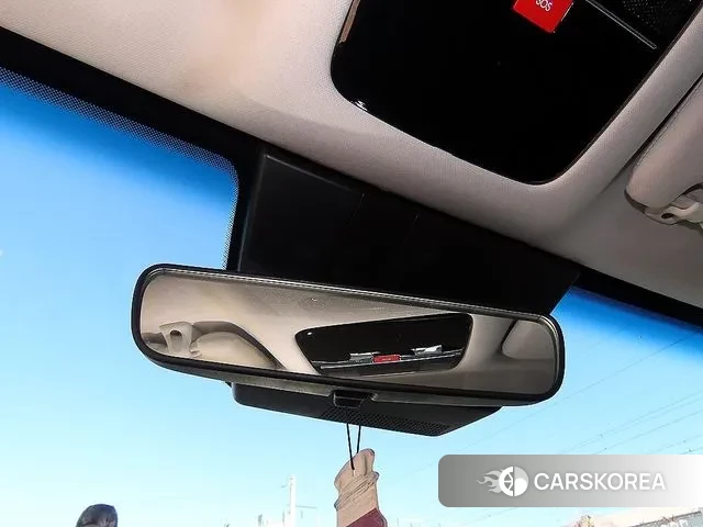 Hyundai Grandeur (GN7) id 3518105 из Кореи 9