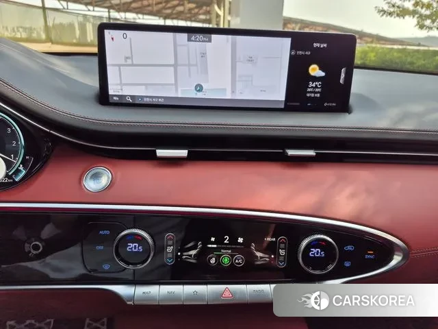 Genesis GV70 id 3028017 из Кореи 9
