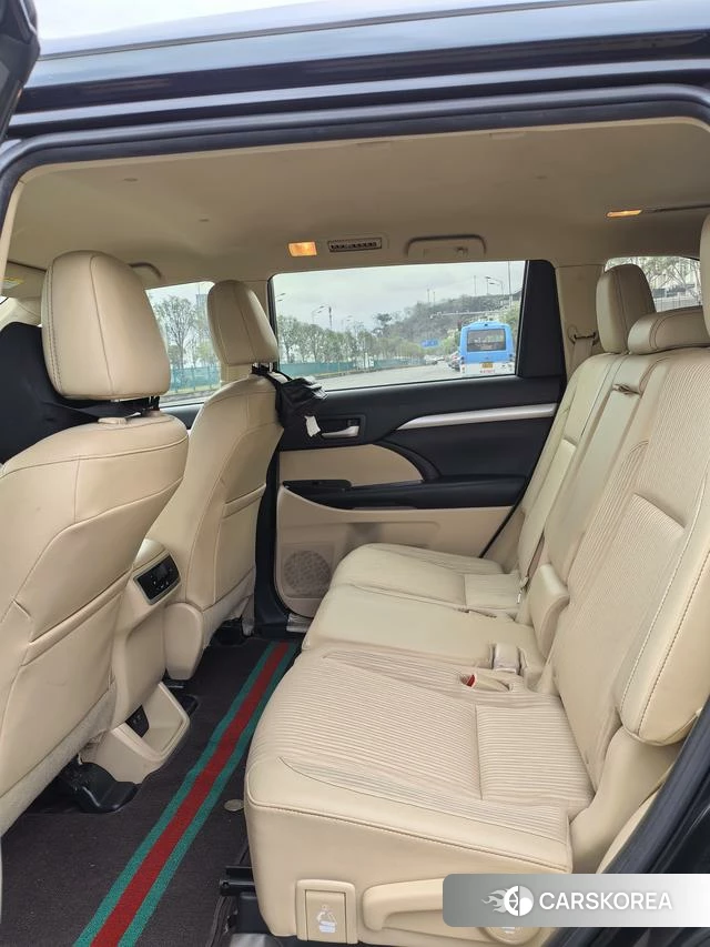 Toyota Highlander id 4273701 из Китая 9