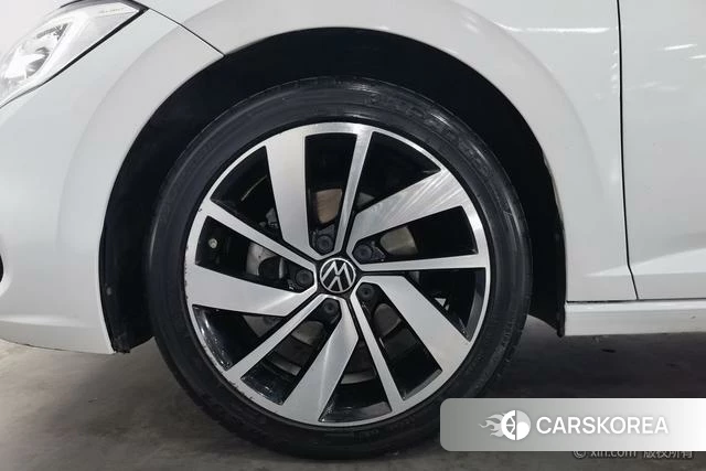 Volkswagen Sagitar id 4299650 из Китая 9